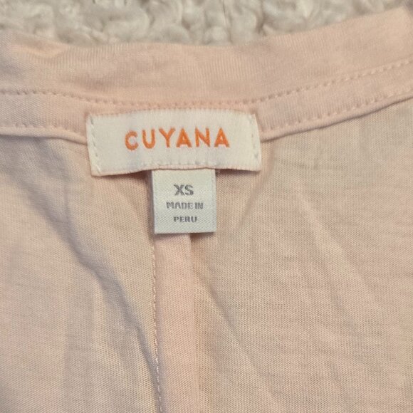 Cuyana - XS - V Neck T Shirt - Peach/Pink - EUC - Picture 2 of 3